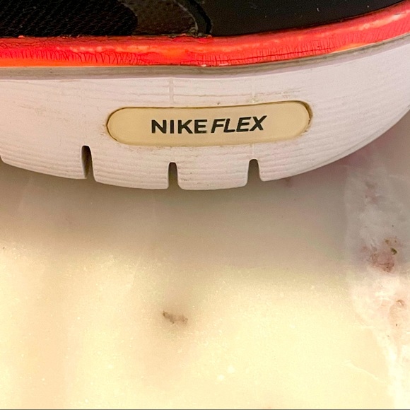 NIKE - 7.5 Flex Training Shoes - Picture 7 of 8